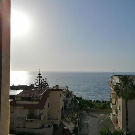 Appartamento Vista Mare Tropea Exteriör bild